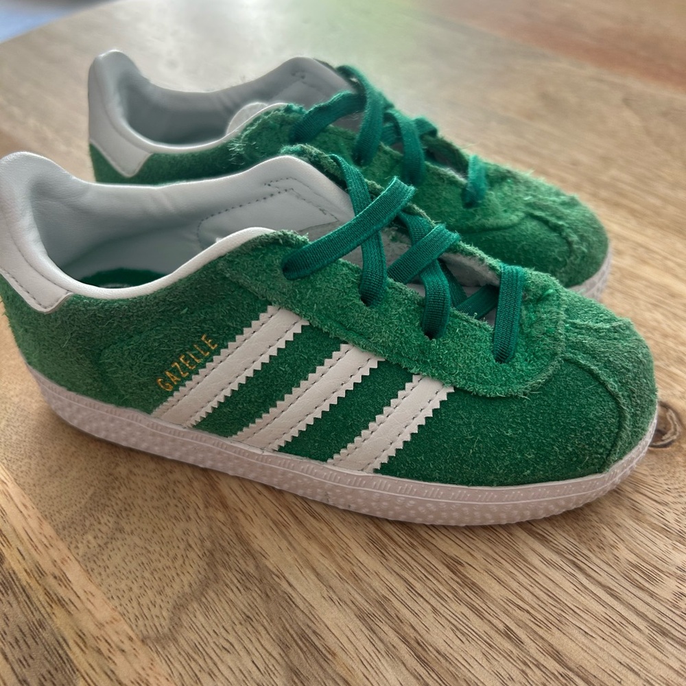 adidas Gazelle Kids Shoes in Green and White